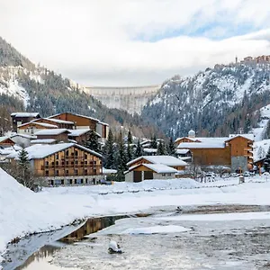4* Hotel Tetras